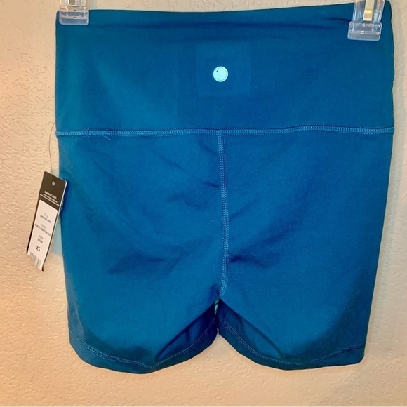 NWT Yogalicious Lux Shorts XS Dark Teal Spandex 5” Inseam Athletic Shorts New - Picture 3 of 13